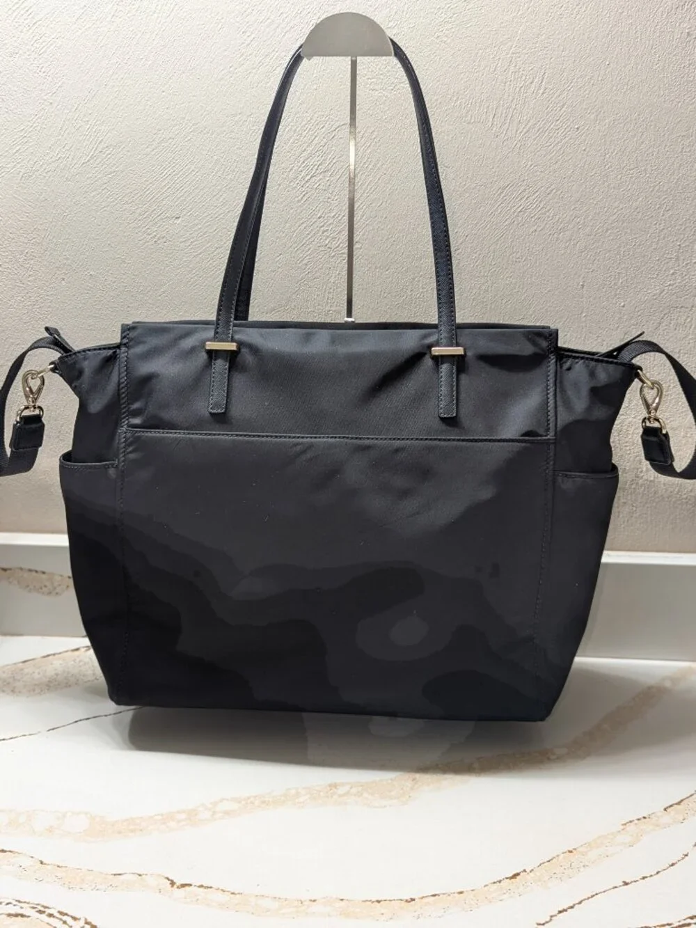 Kate Spade Wilson Road tote/diaper bag. EUC! - Picture 6 of 6